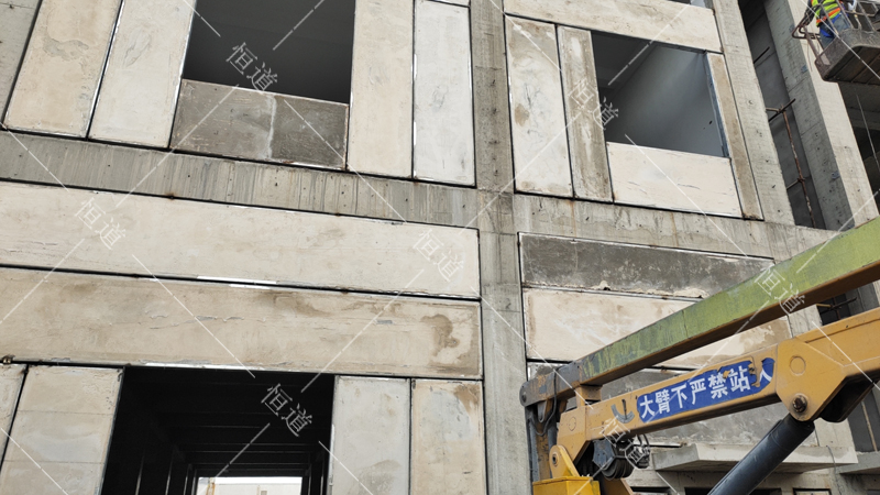 星空官方网站钢边框膨石轻型板泄爆墙应用案例